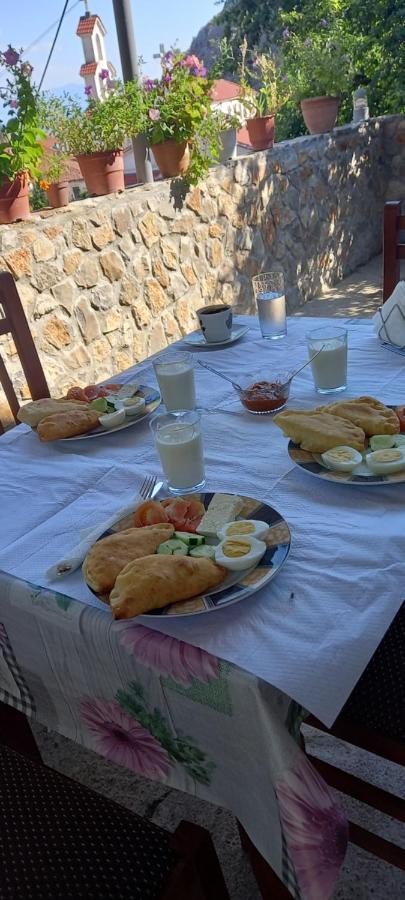 Roleo Guest House Lini 외부 사진