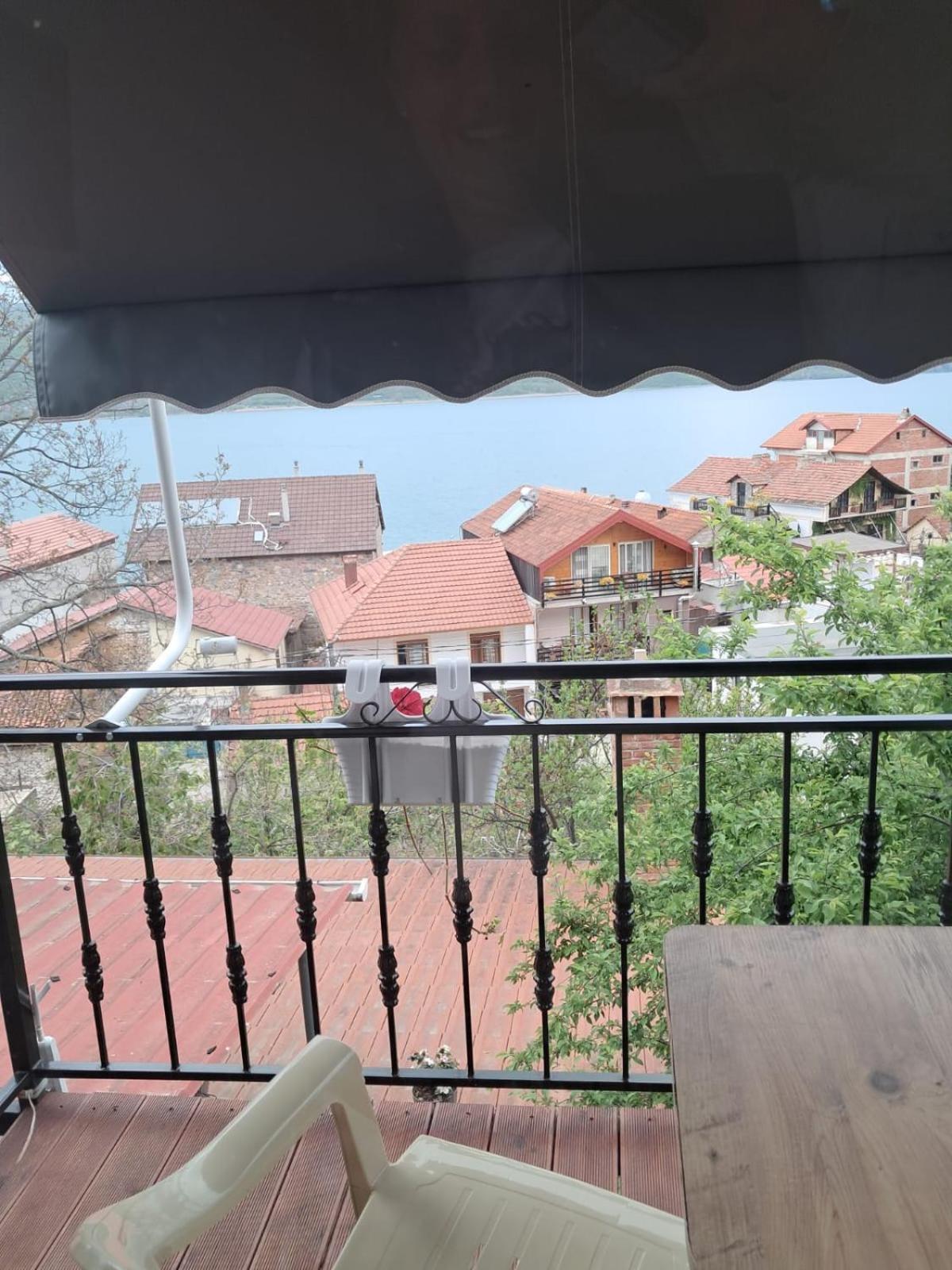 Roleo Guest House Lini 외부 사진