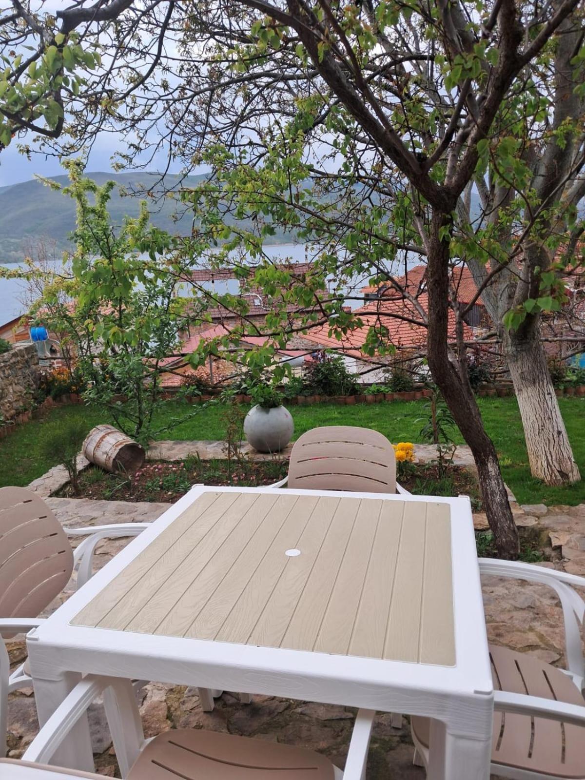 Roleo Guest House Lini 외부 사진